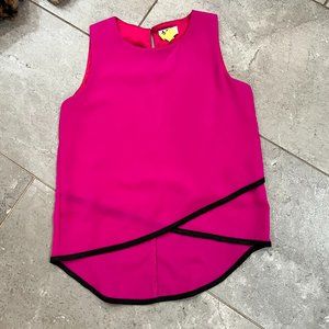 Mia girls fuchsia top, black trip, girls size M